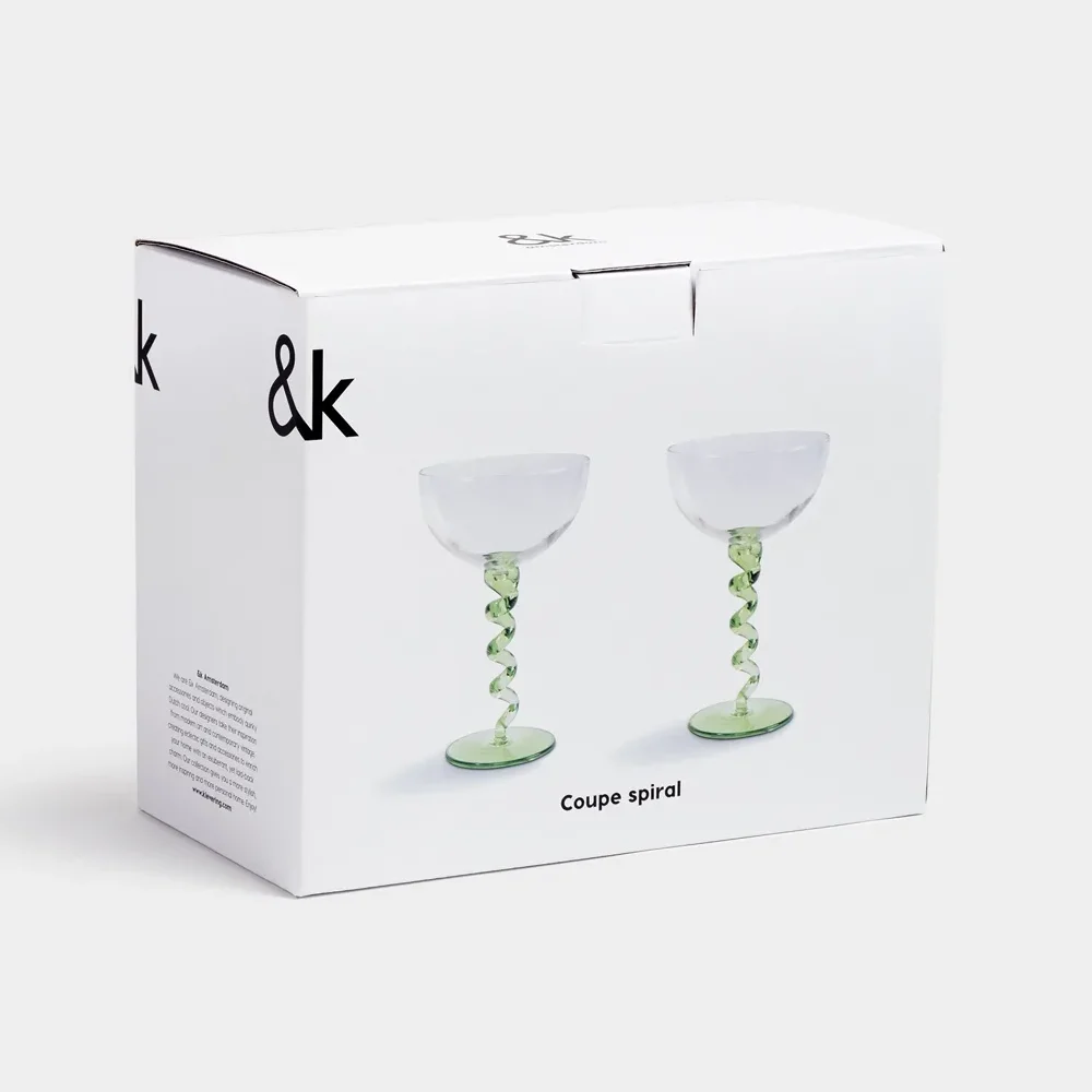 &Klevering | Grünes Spiral-Coupé | 2er-Set – Design & Wein – Amsterdam – Niederländischer Wein – Verkostung – Design-Accessoires – Cocktailgläser