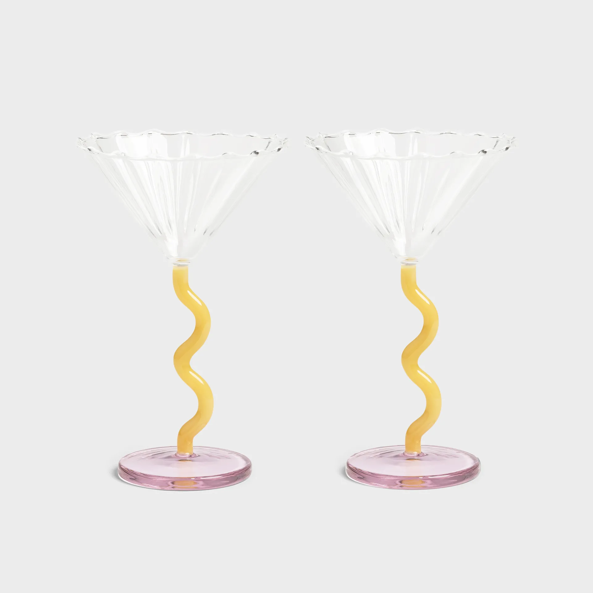 &Klevering | Coupe Curve Caramel | set van 2 - Design & Wijn - Amsterdam - Nederlandse Wijn - Proeverij - Design Accessoires - Cocktailglazen